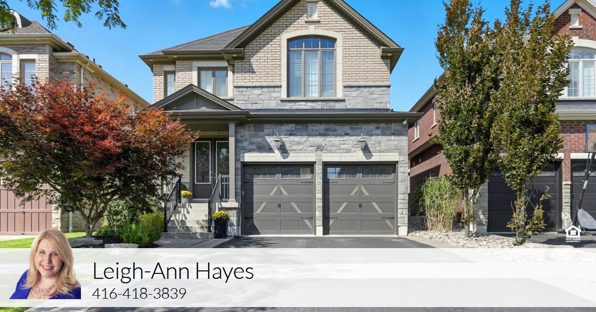 22 Glengowan St, Whitby, ON L1R 2X2